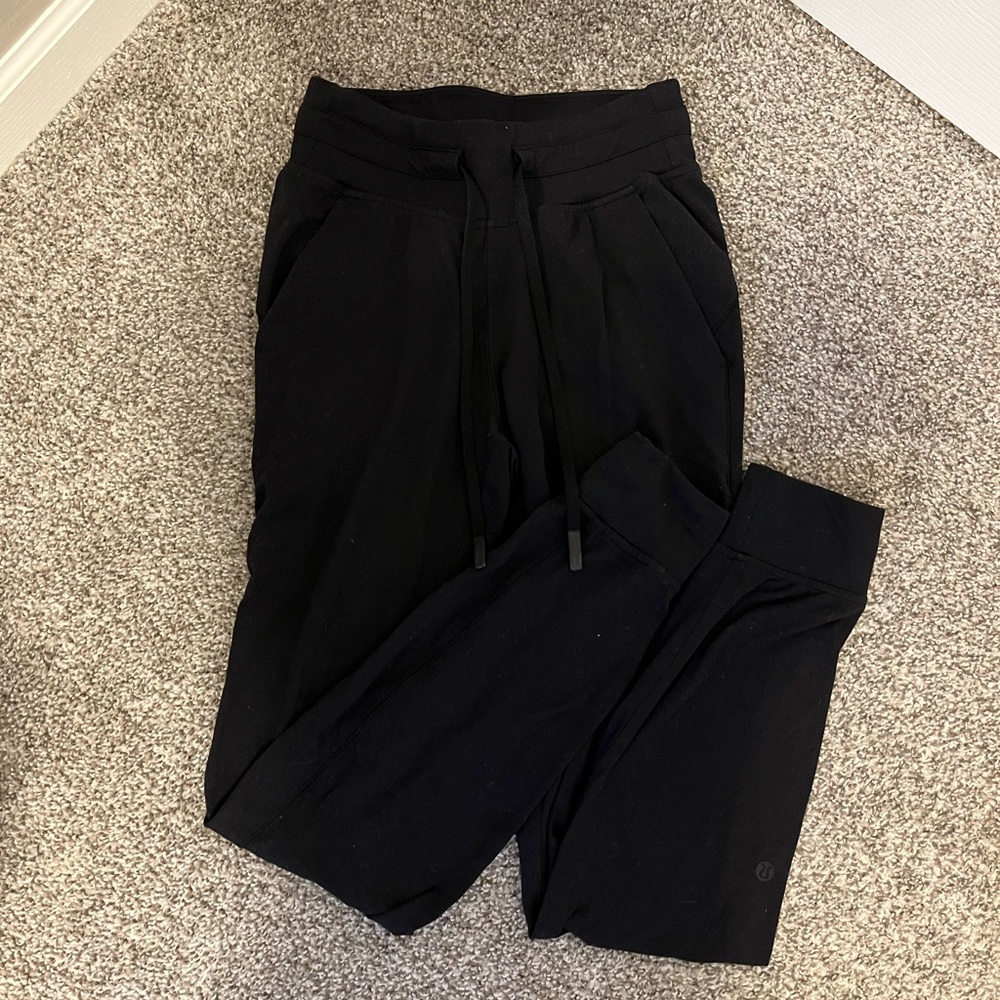 Lululemon ready to rulu jogger
